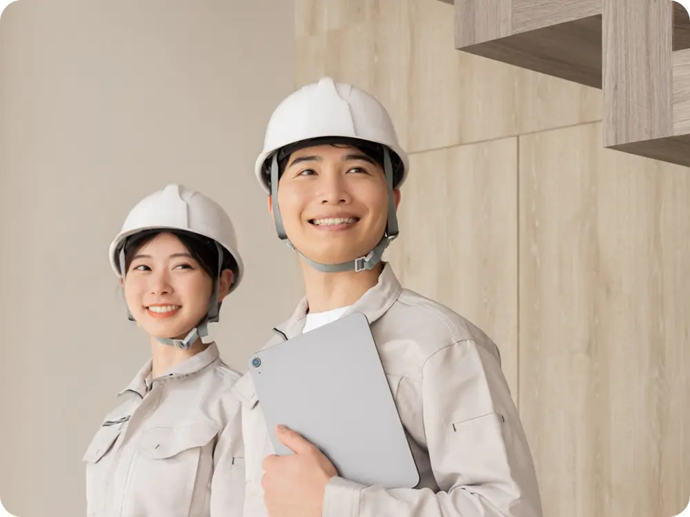 男性と女性の従業員の画像